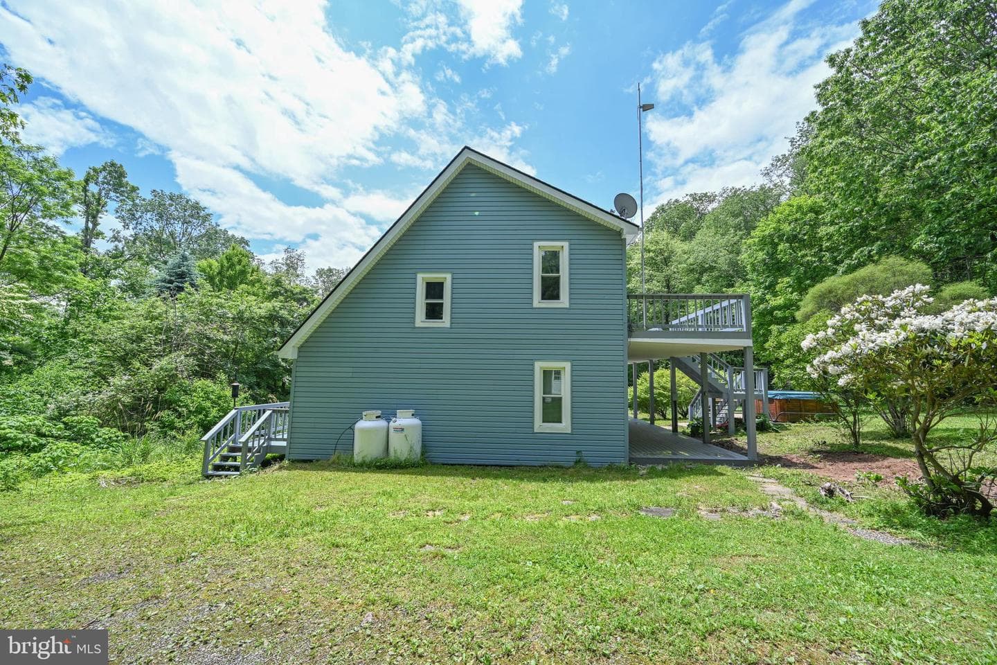 590 Bearfoot photo 38