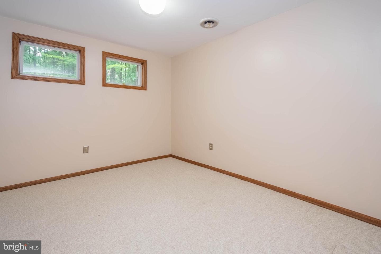186 Thornberry Road photo 45
