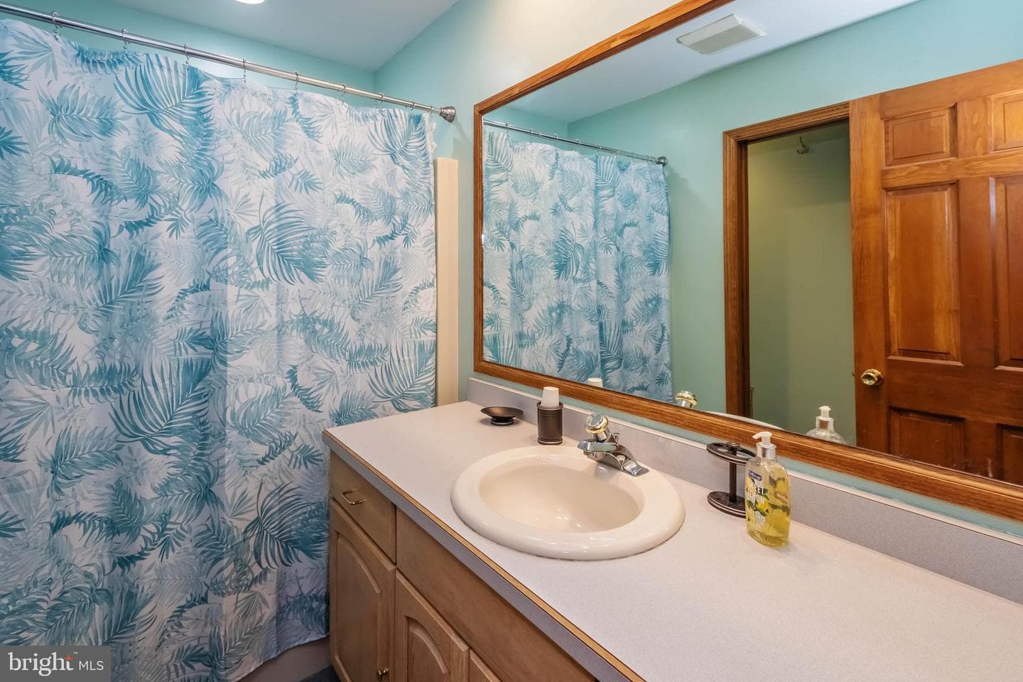 186 Thornberry Road photo 60
