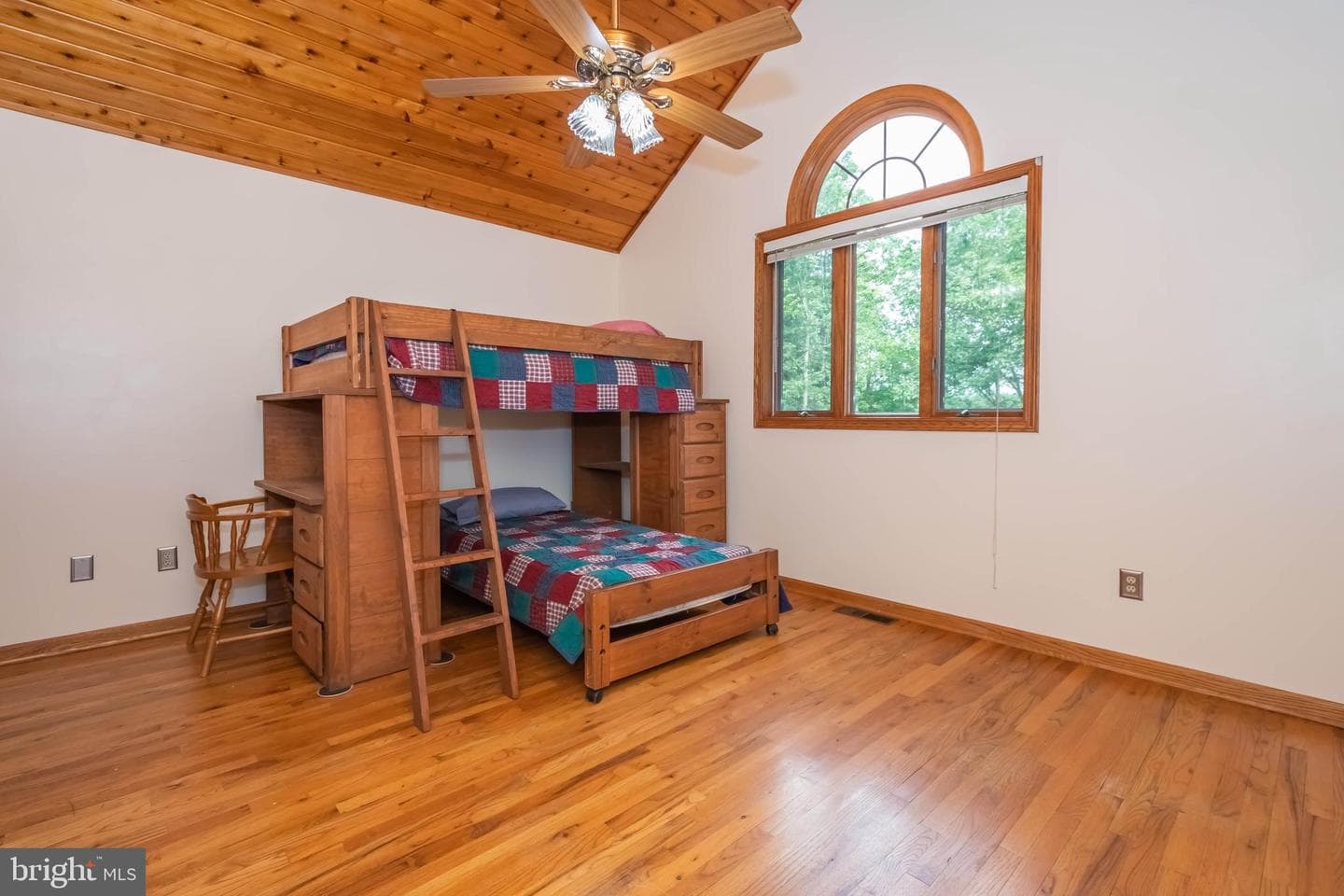 186 Thornberry Road photo 65