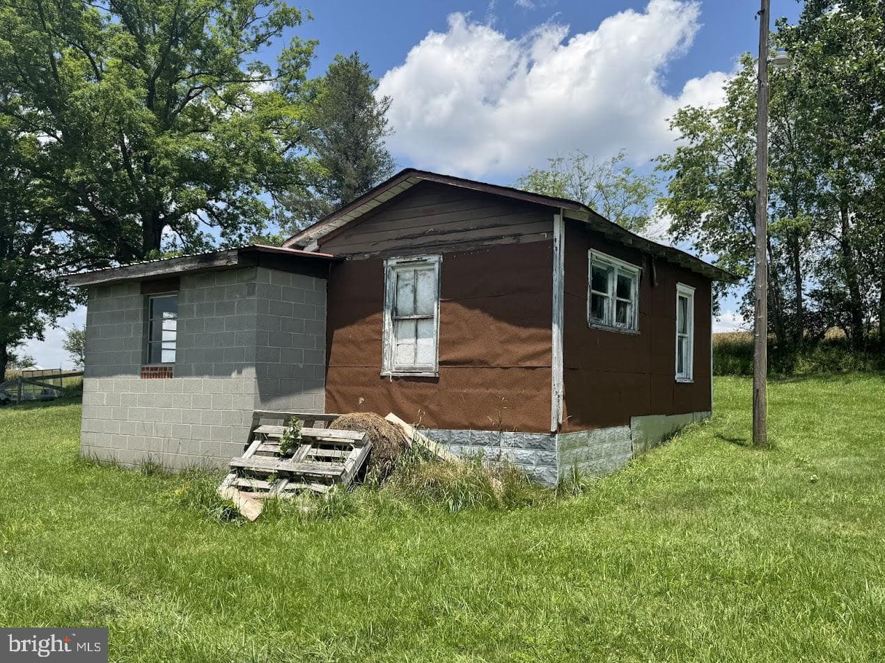 1570 Garrett Road photo 18