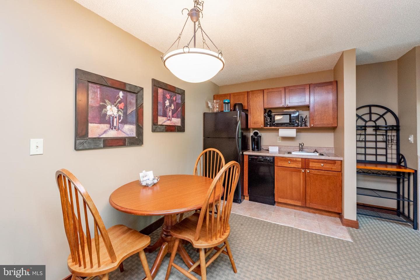 565 Glendale Road #106 B photo 4