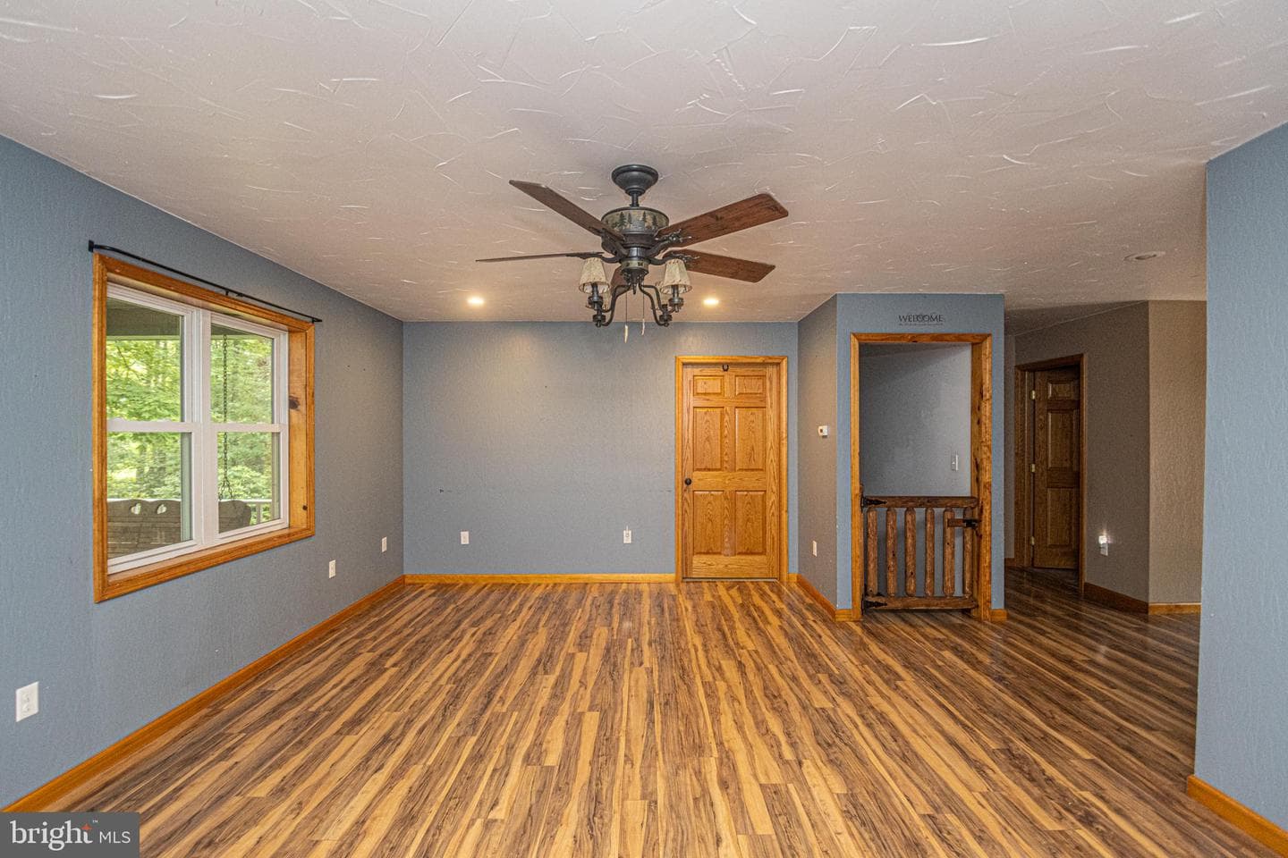 425 Amish Road photo 19