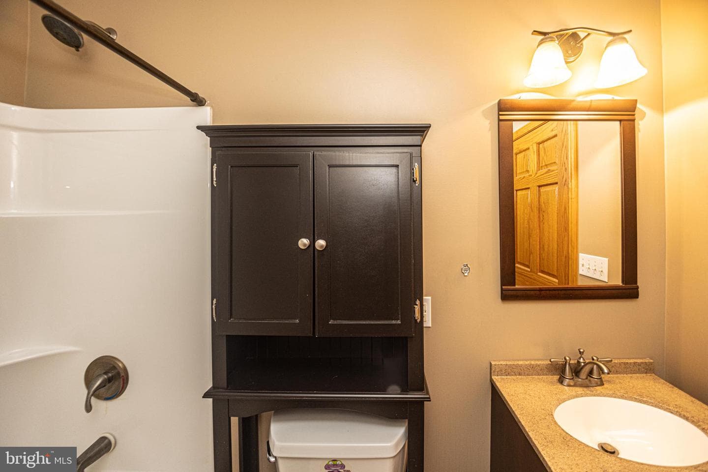 425 Amish Road photo 29