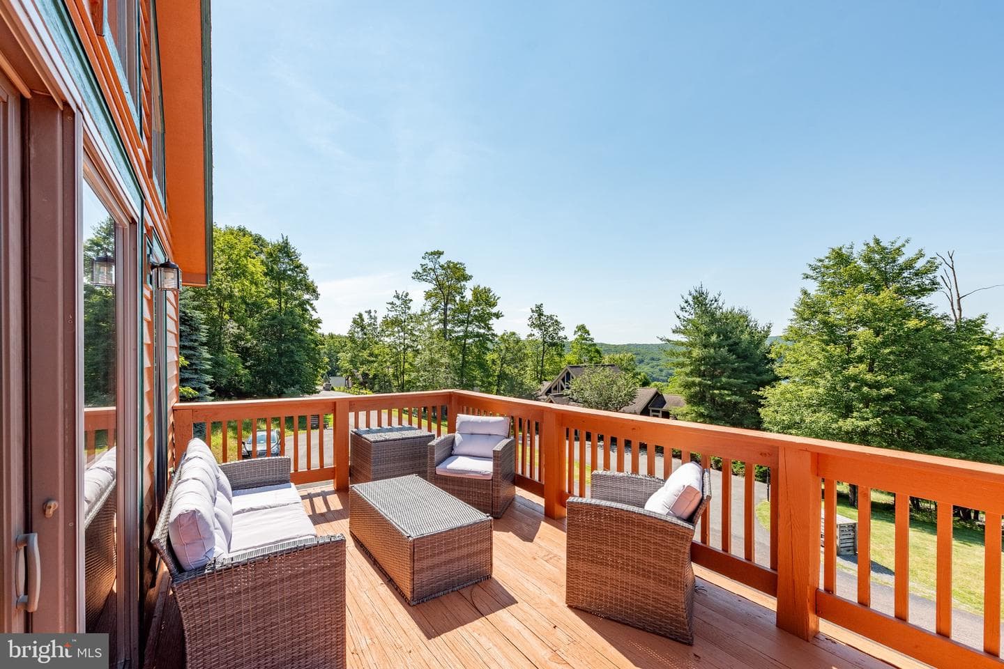 35 Southridge Terrace photo 4