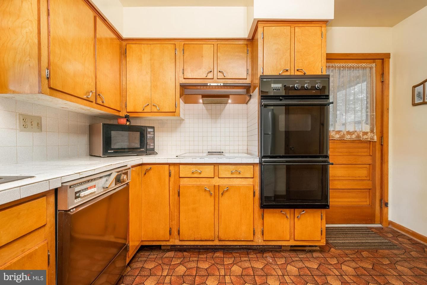 699 Harveys Peninsula Road photo 24