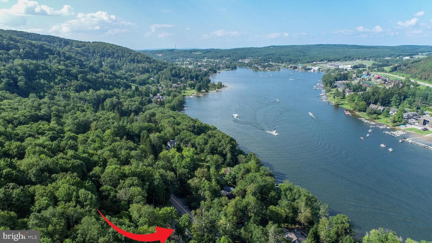 1488 Marsh Hill Road photo 3