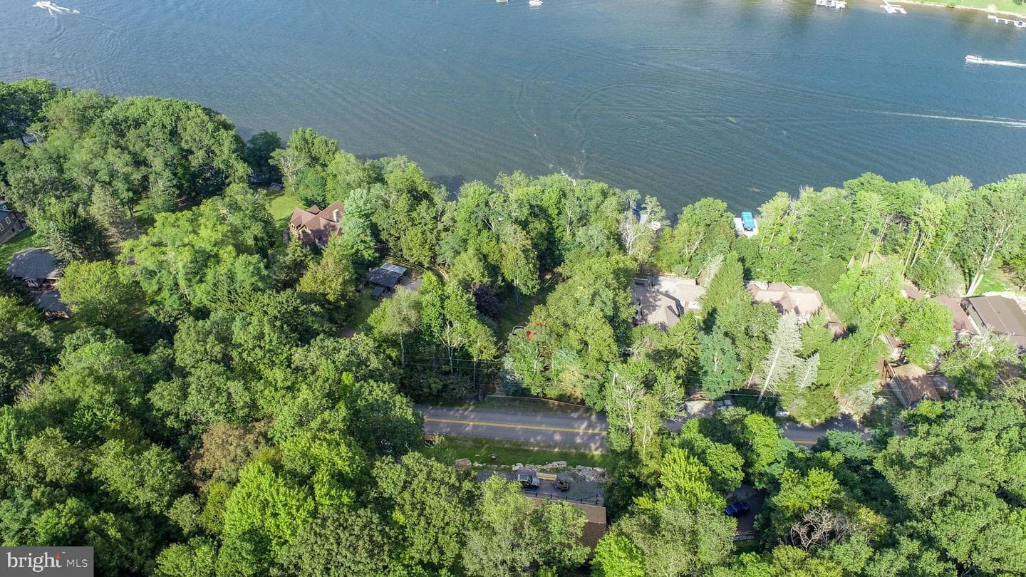 1488 Marsh Hill Road photo 6