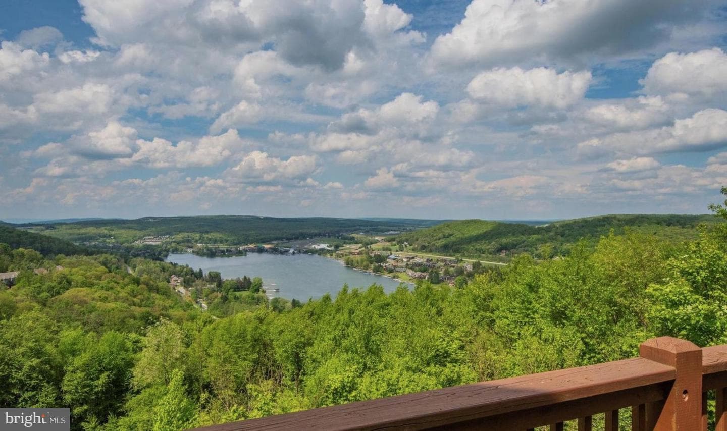 758 Wisp Mountain Road #9a, Mc Henry