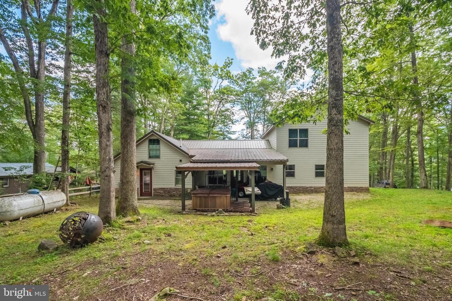 495 White Oak Drive photo 12