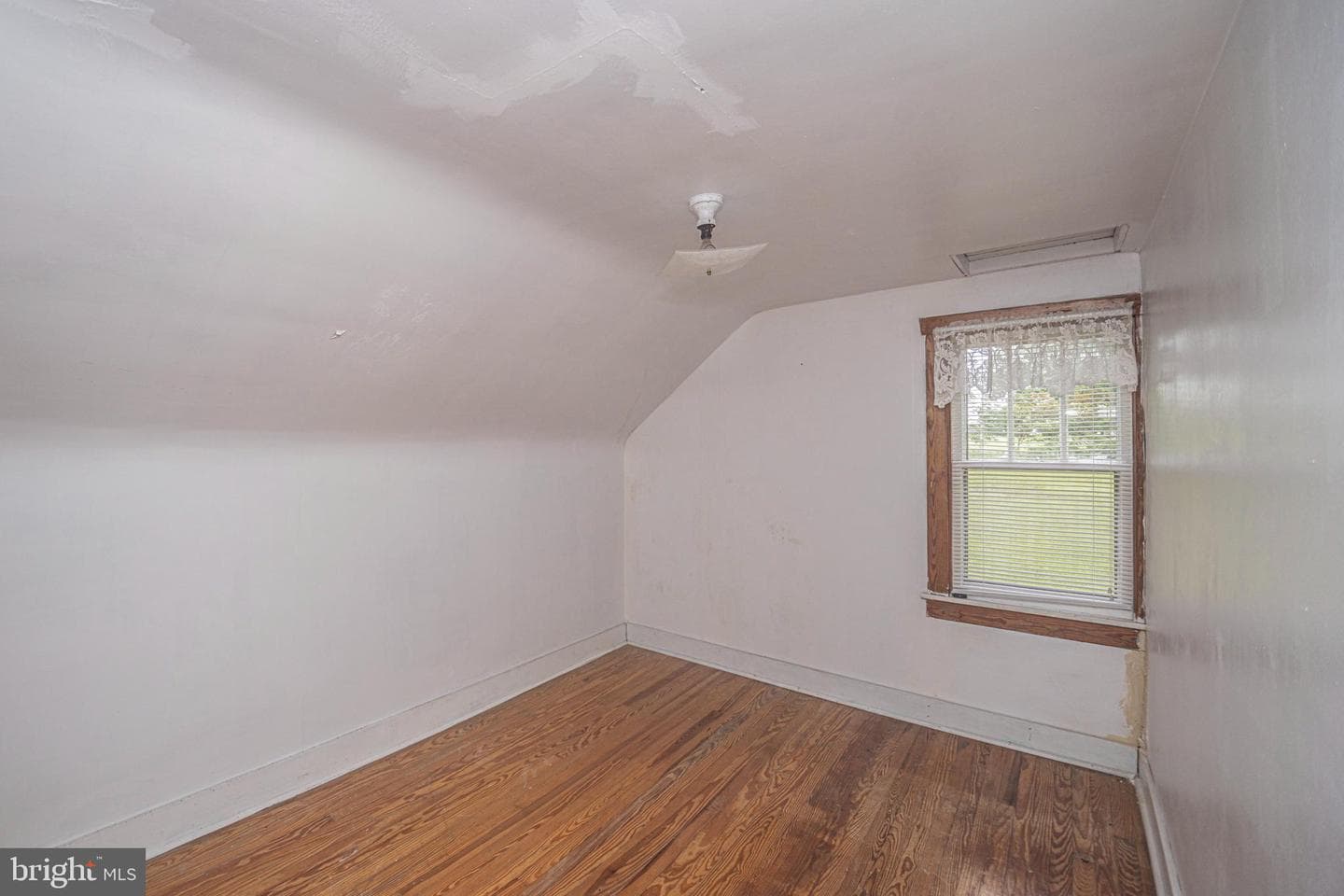 18263 National Pike photo 6