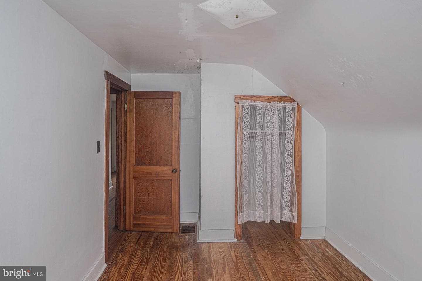 18263 National Pike photo 7