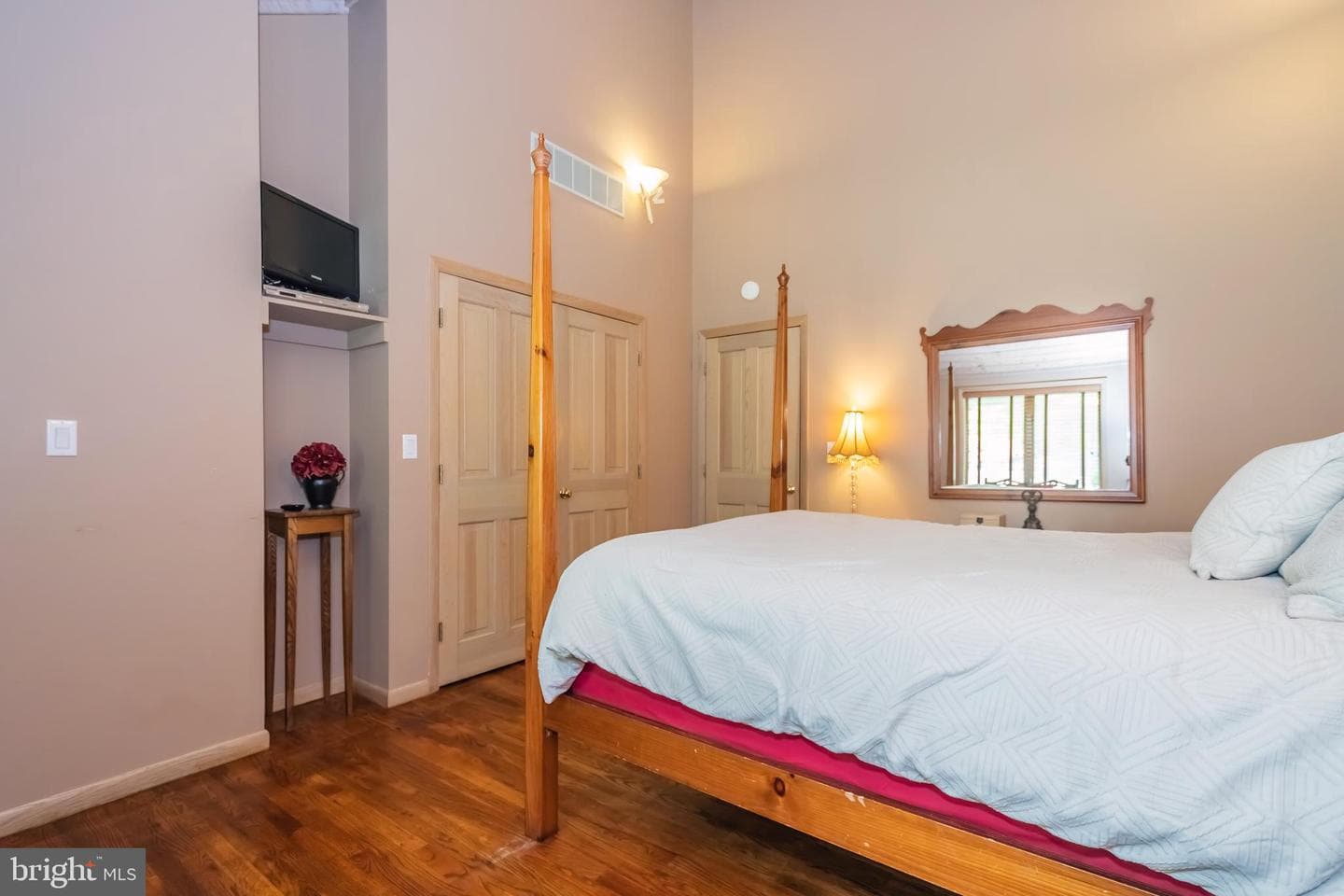 2345 Marsh Hill Road photo 23