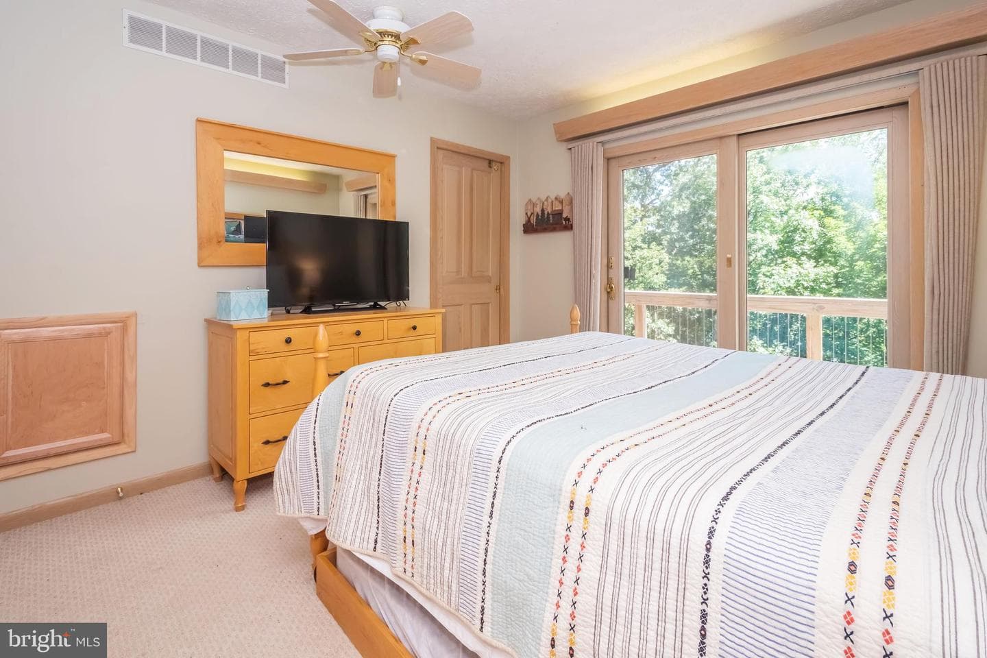 2345 Marsh Hill Road photo 33