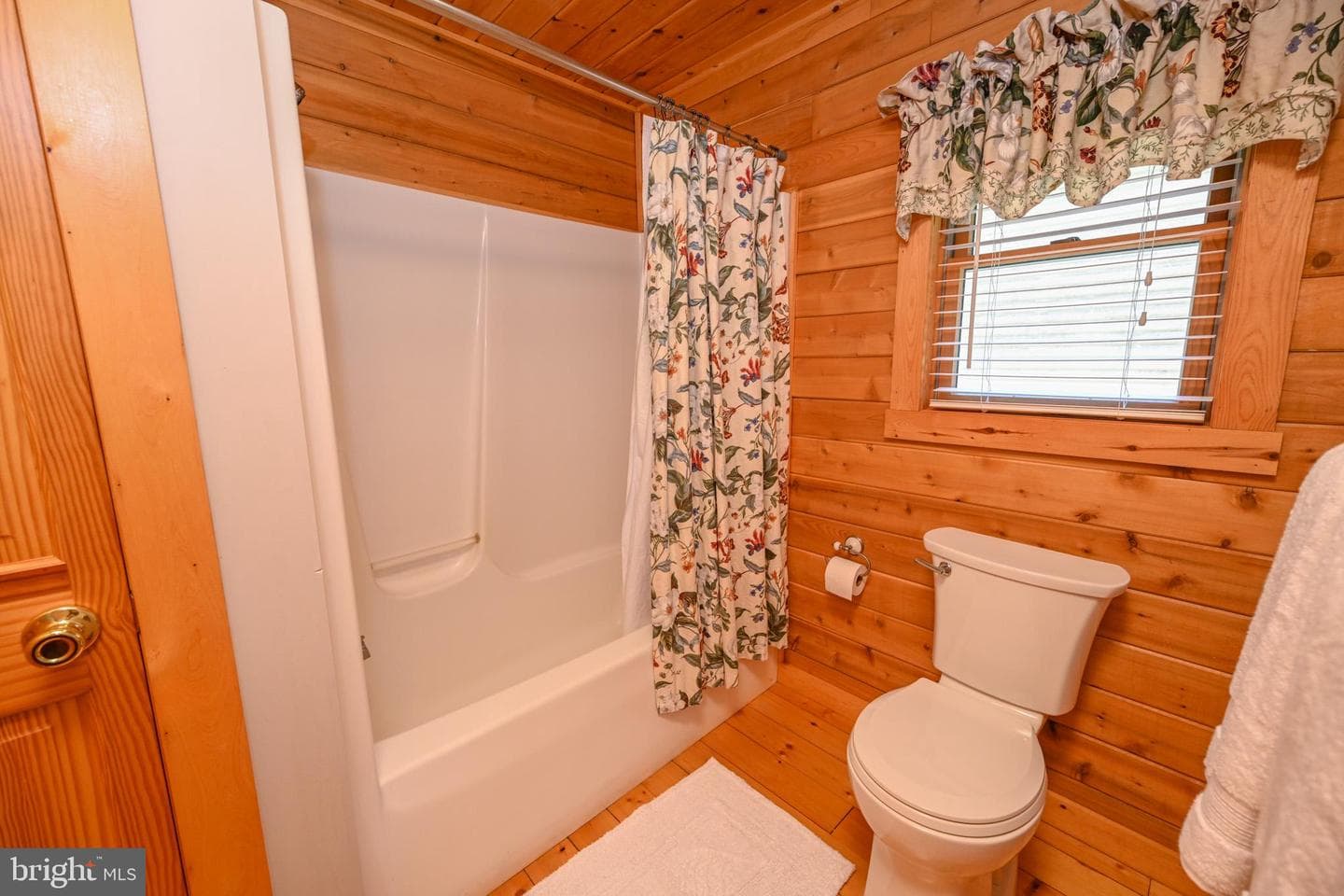 272 Mccomas Beach Terrace photo 35