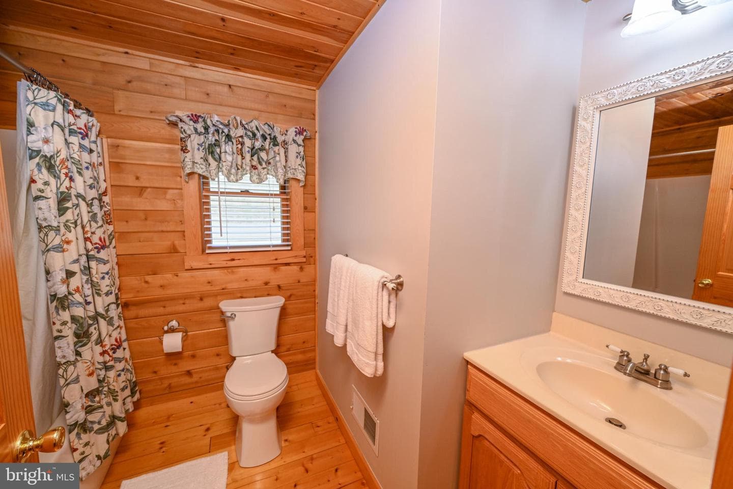 272 Mccomas Beach Terrace photo 36