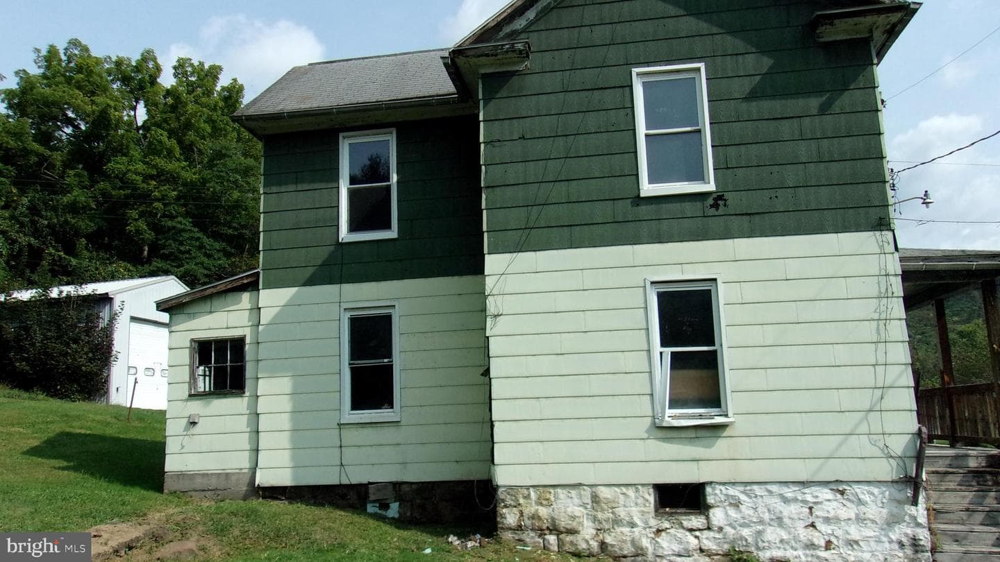 68 Knight Street, Bloomington