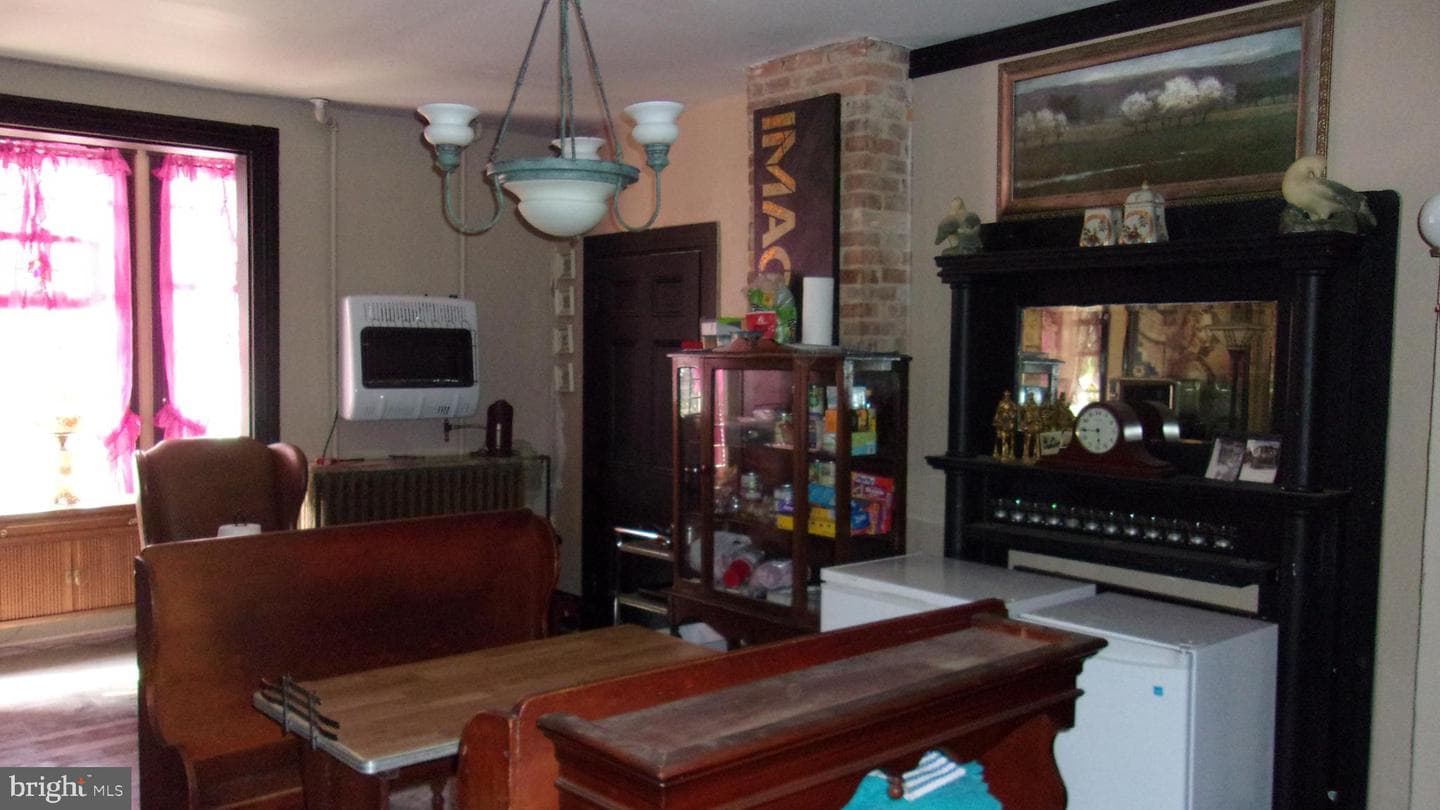 108 Knight Street photo 16