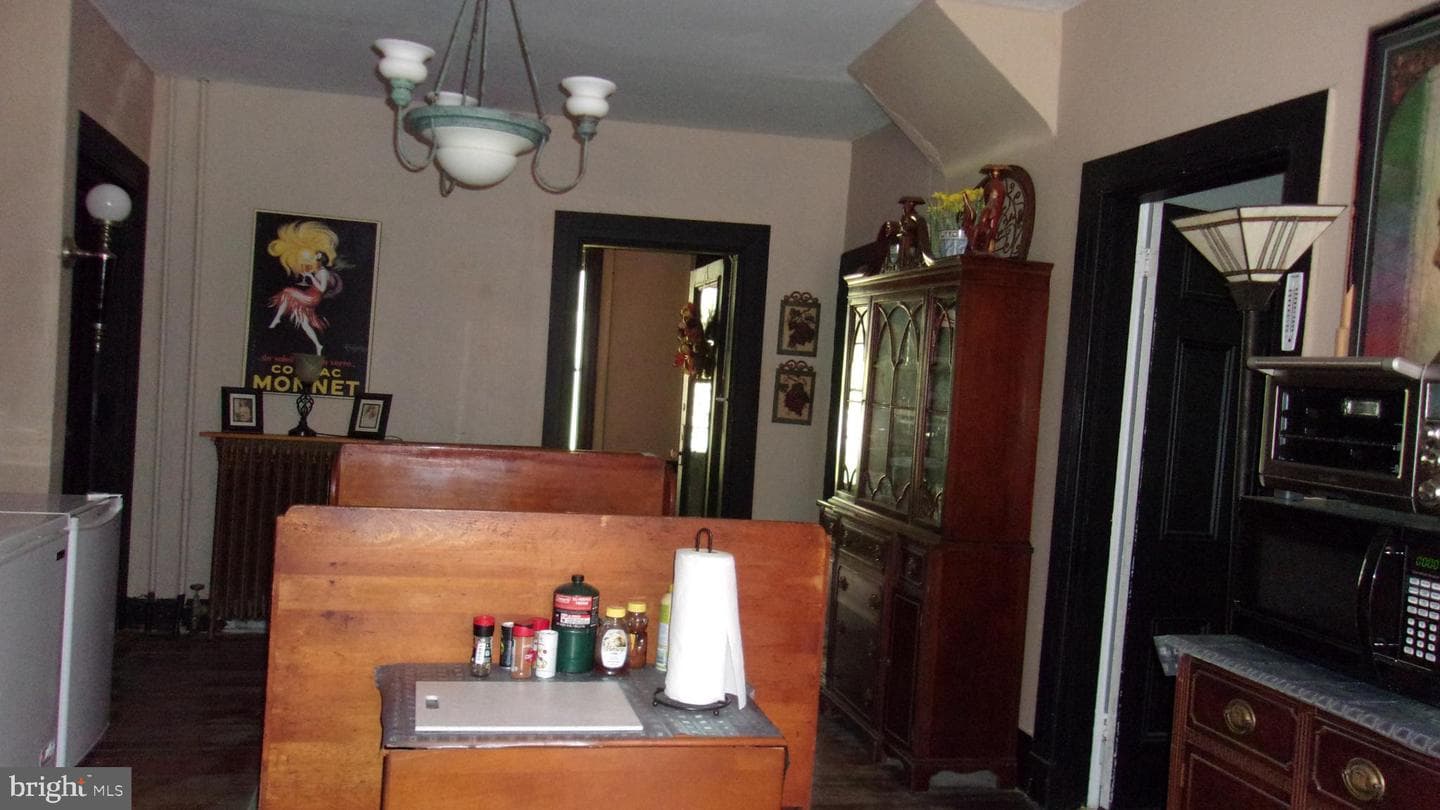 108 Knight Street photo 17