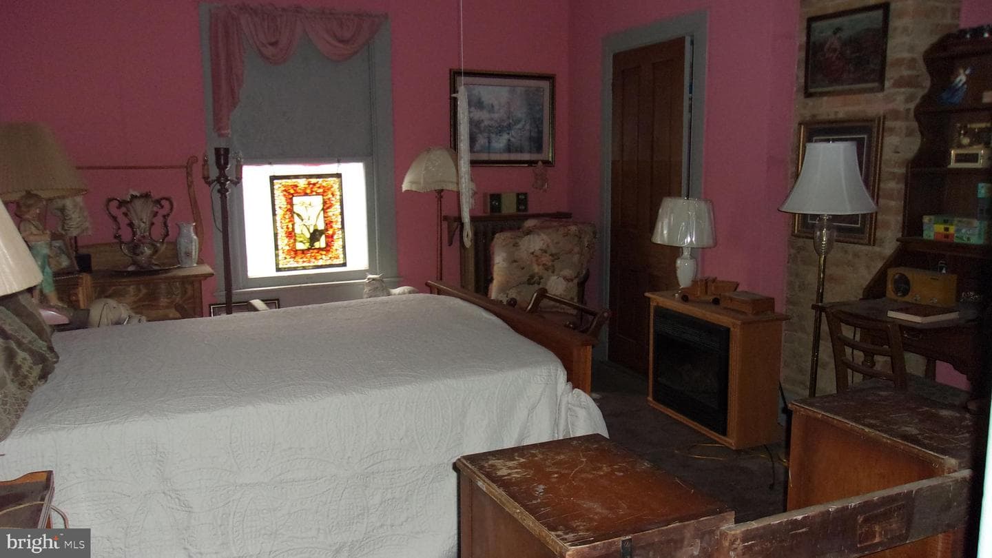 108 Knight Street photo 24