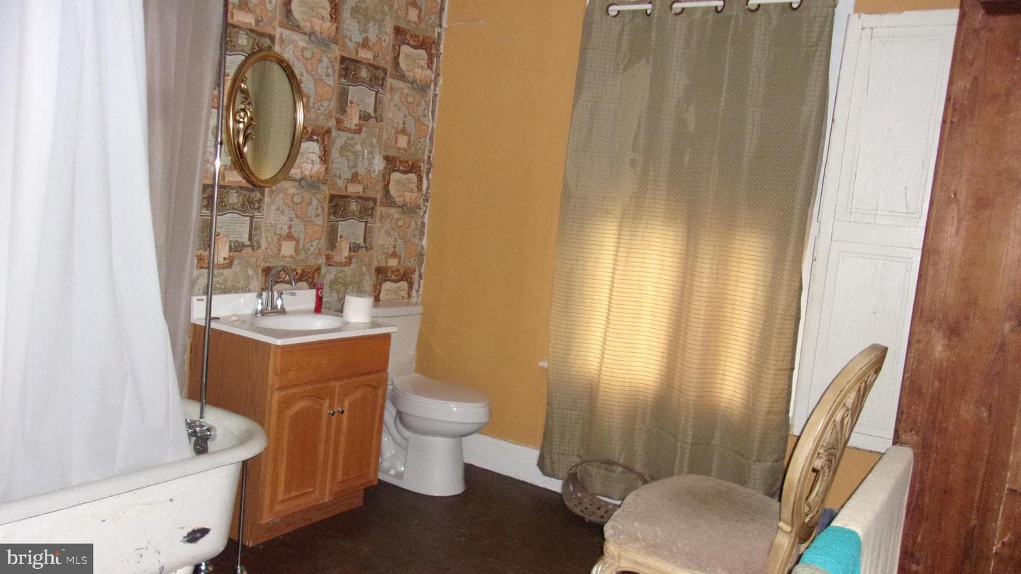 108 Knight Street photo 25
