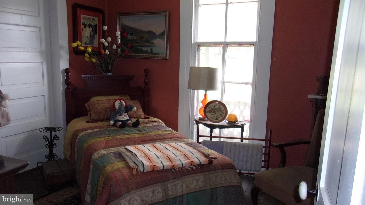 108 Knight Street photo 30