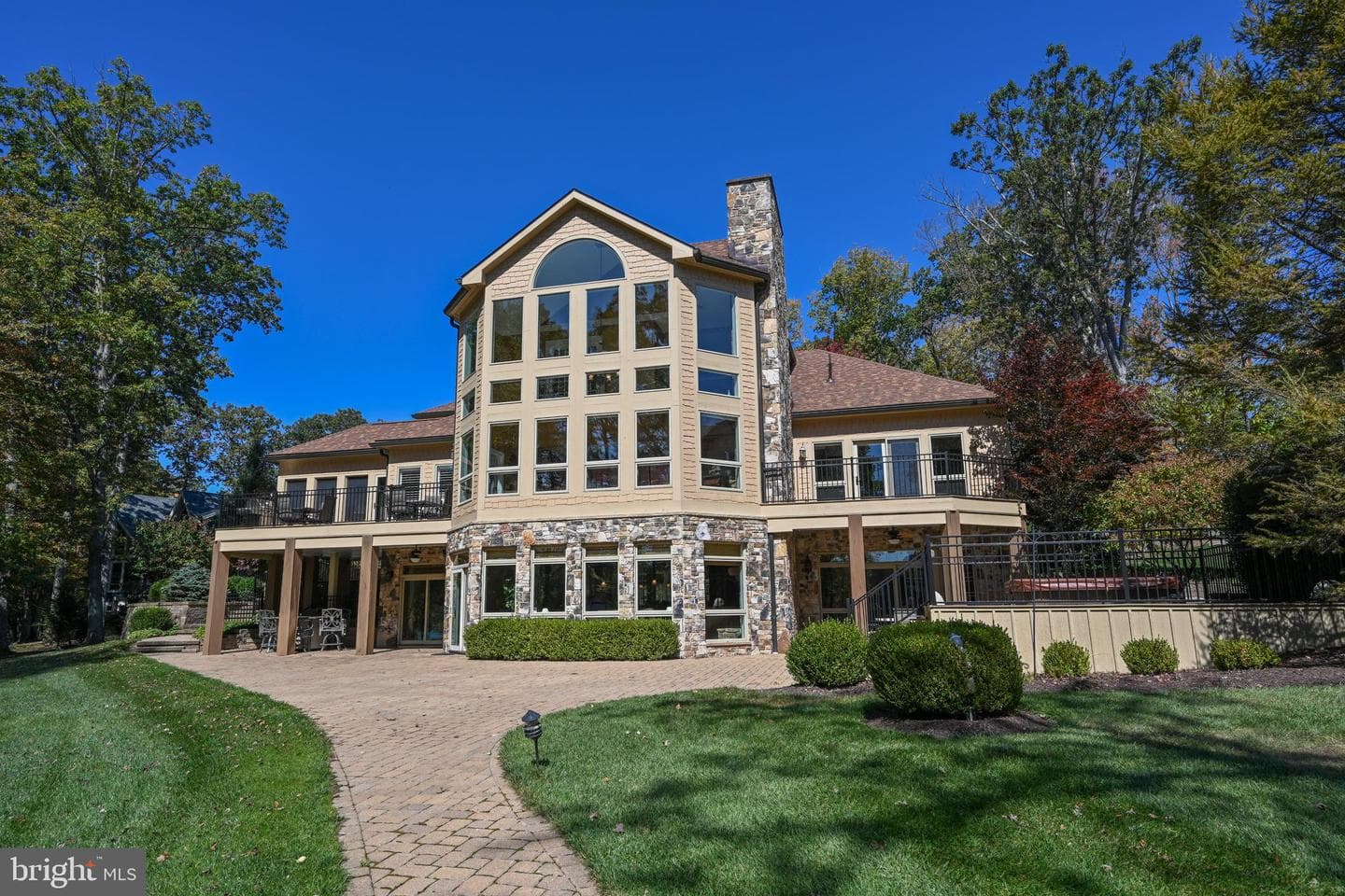 870 Holy Cross Drive photo 12