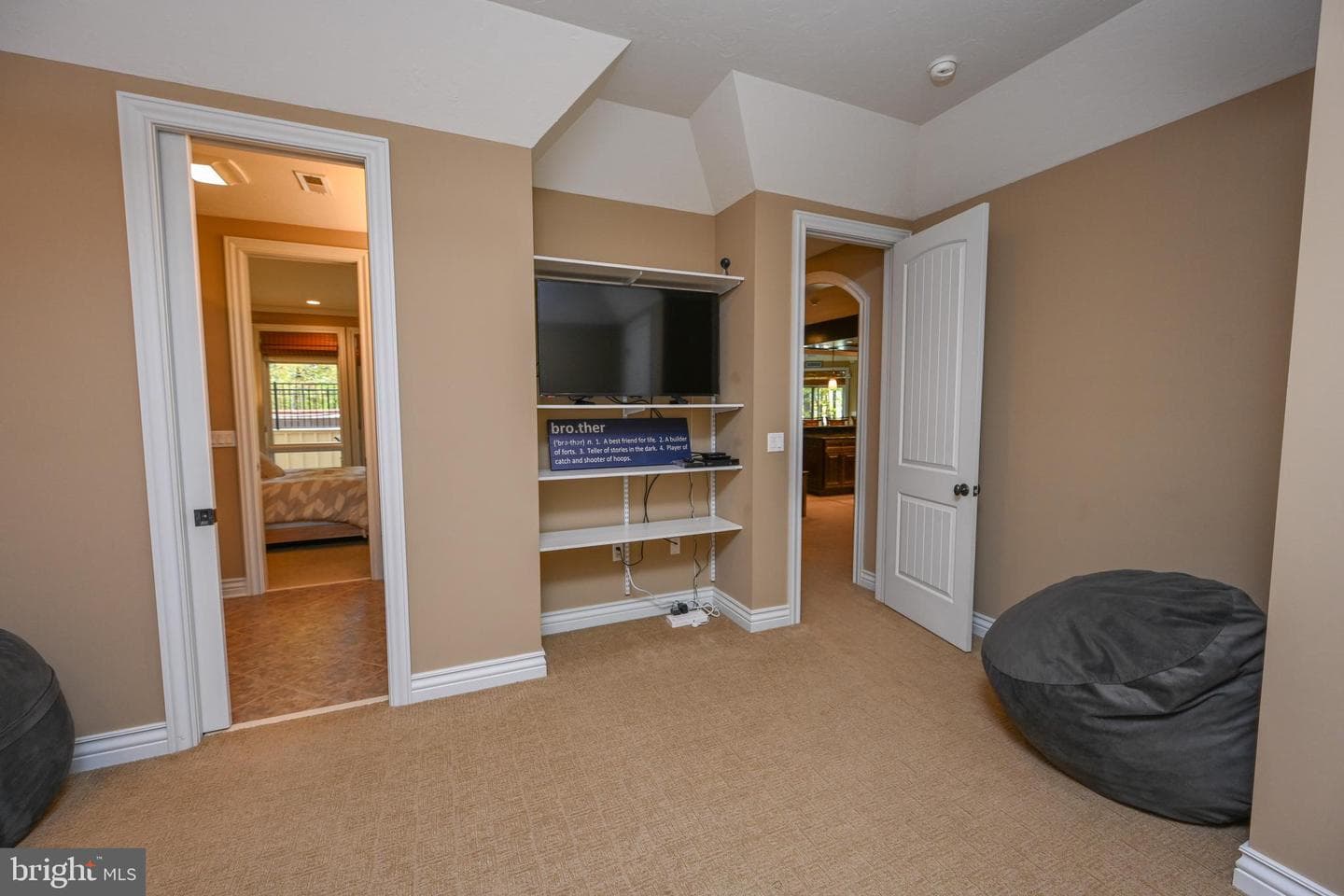 870 Holy Cross Drive photo 84
