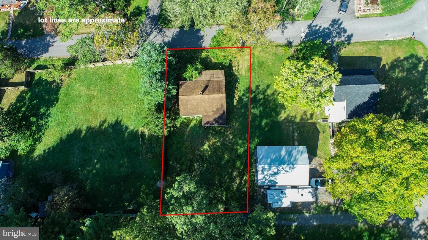 809 N Street photo 4