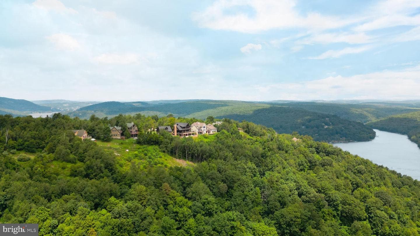 78 Mountainside Court photo 55