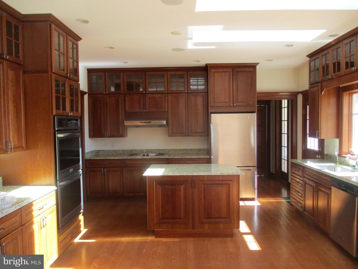 3898 3898 Underwood Rd photo 13