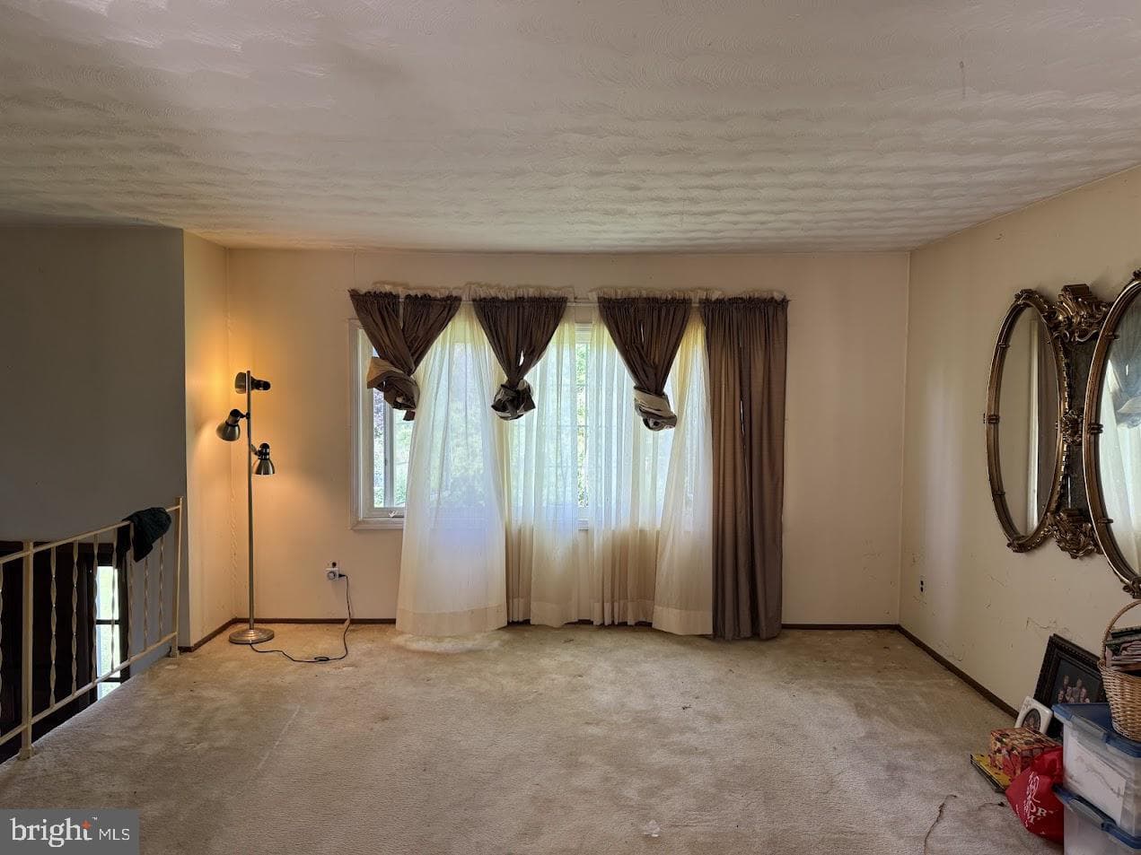 111 Knoll Crest Heights Drive photo 11