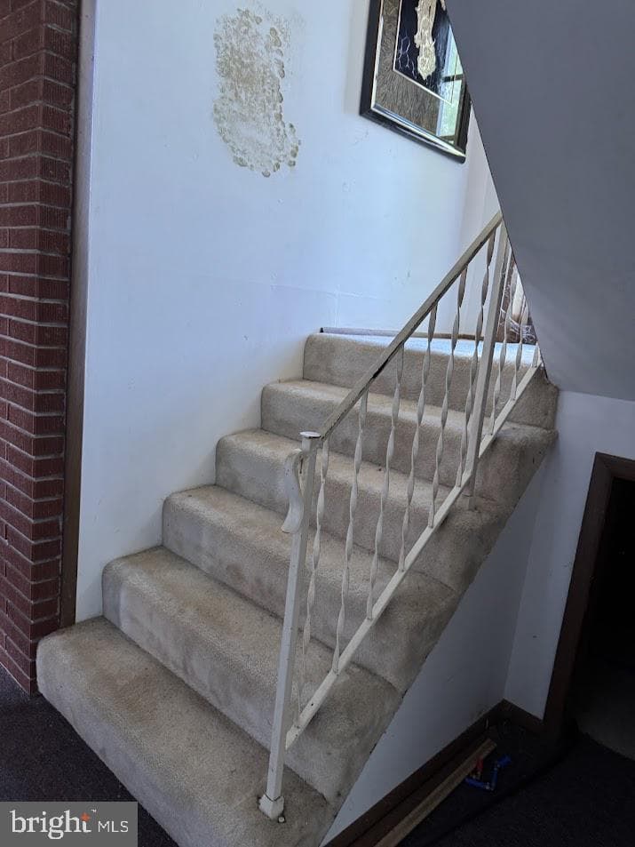 111 Knoll Crest Heights Drive photo 32