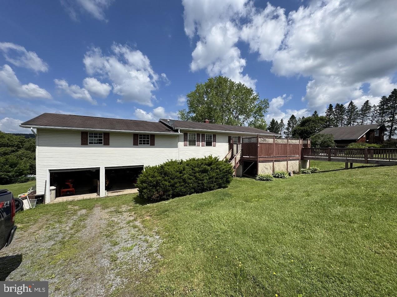 111 Knoll Crest Heights Drive photo 5
