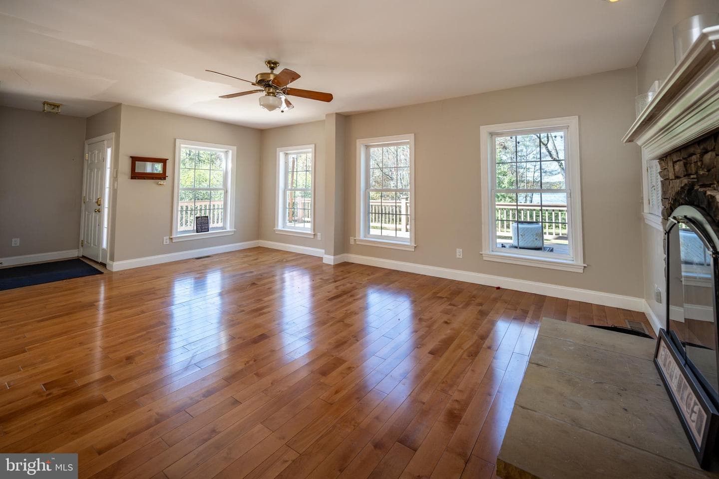 32 Hazelhurst Lane photo 11