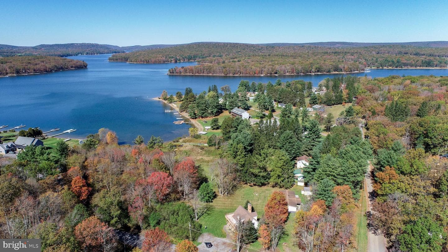 32 Hazelhurst Lane photo 66