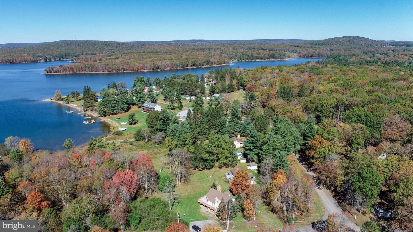 32 Hazelhurst Lane photo 71
