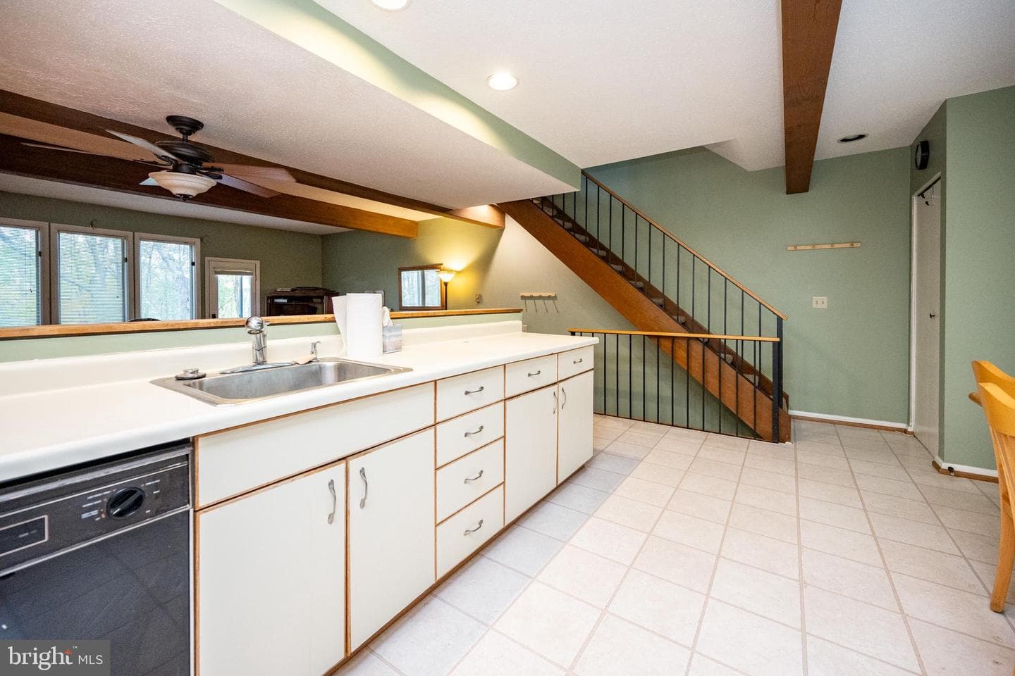 5 Lakeview Court #5c photo 8