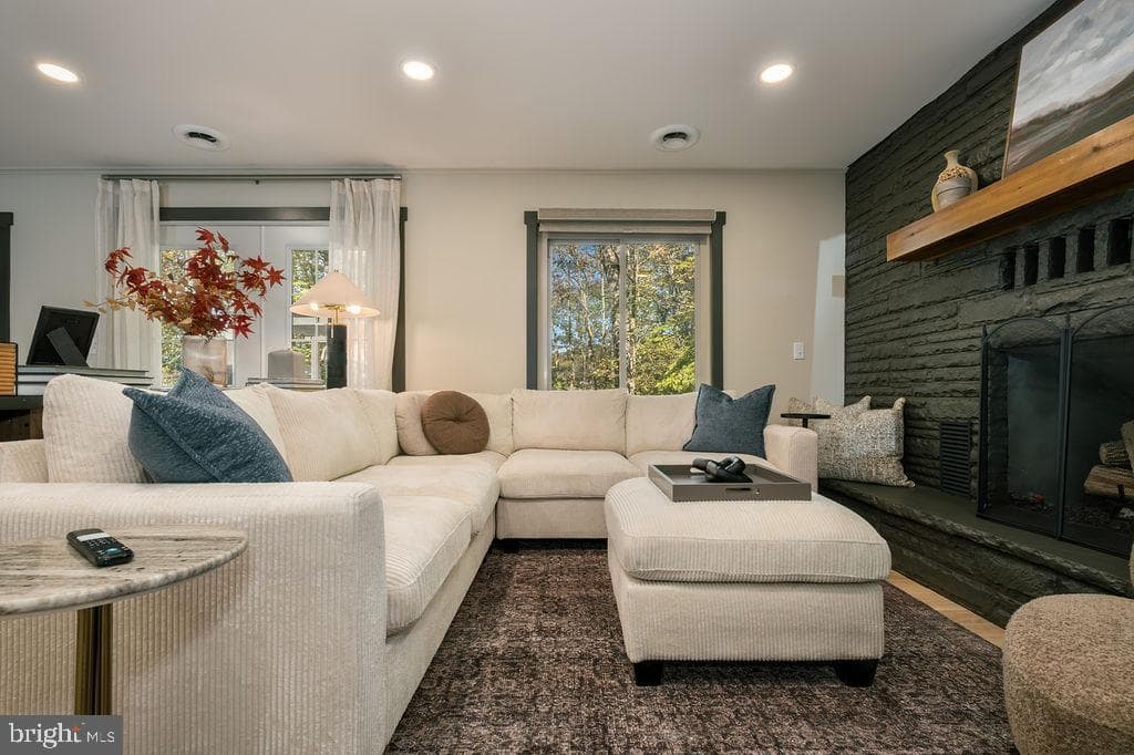 1321 Marsh Hill Road photo 16