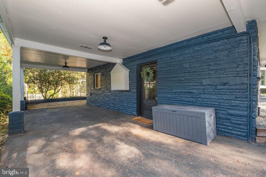 1321 Marsh Hill Road photo 31