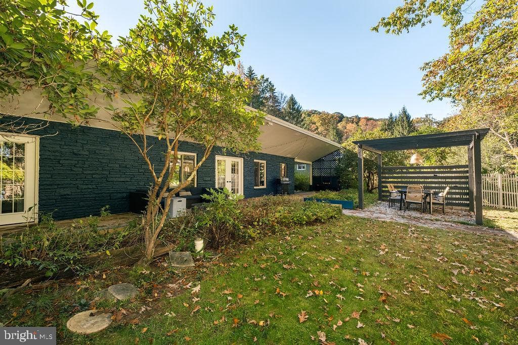 1321 Marsh Hill Road photo 36