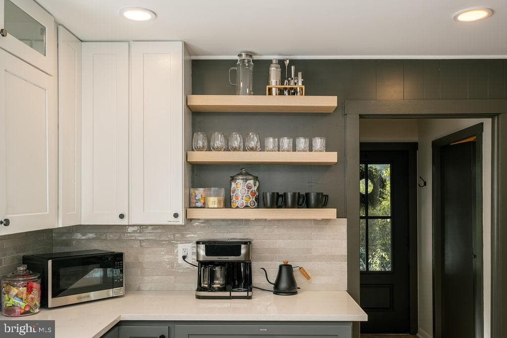 1321 Marsh Hill Road photo 8
