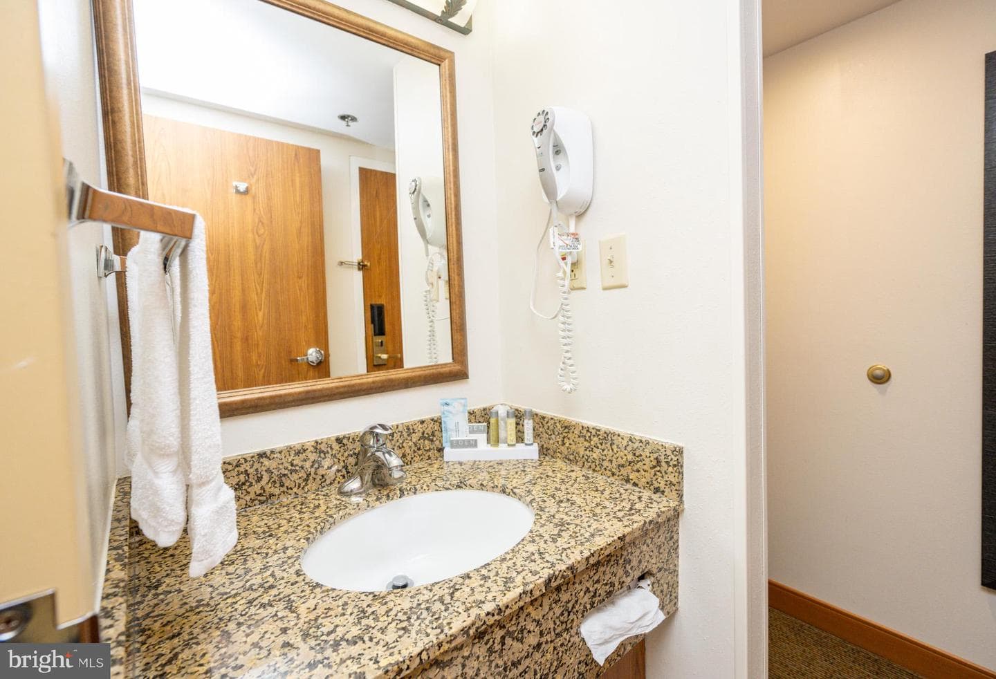 290 Marsh Hill Road #404g photo 29