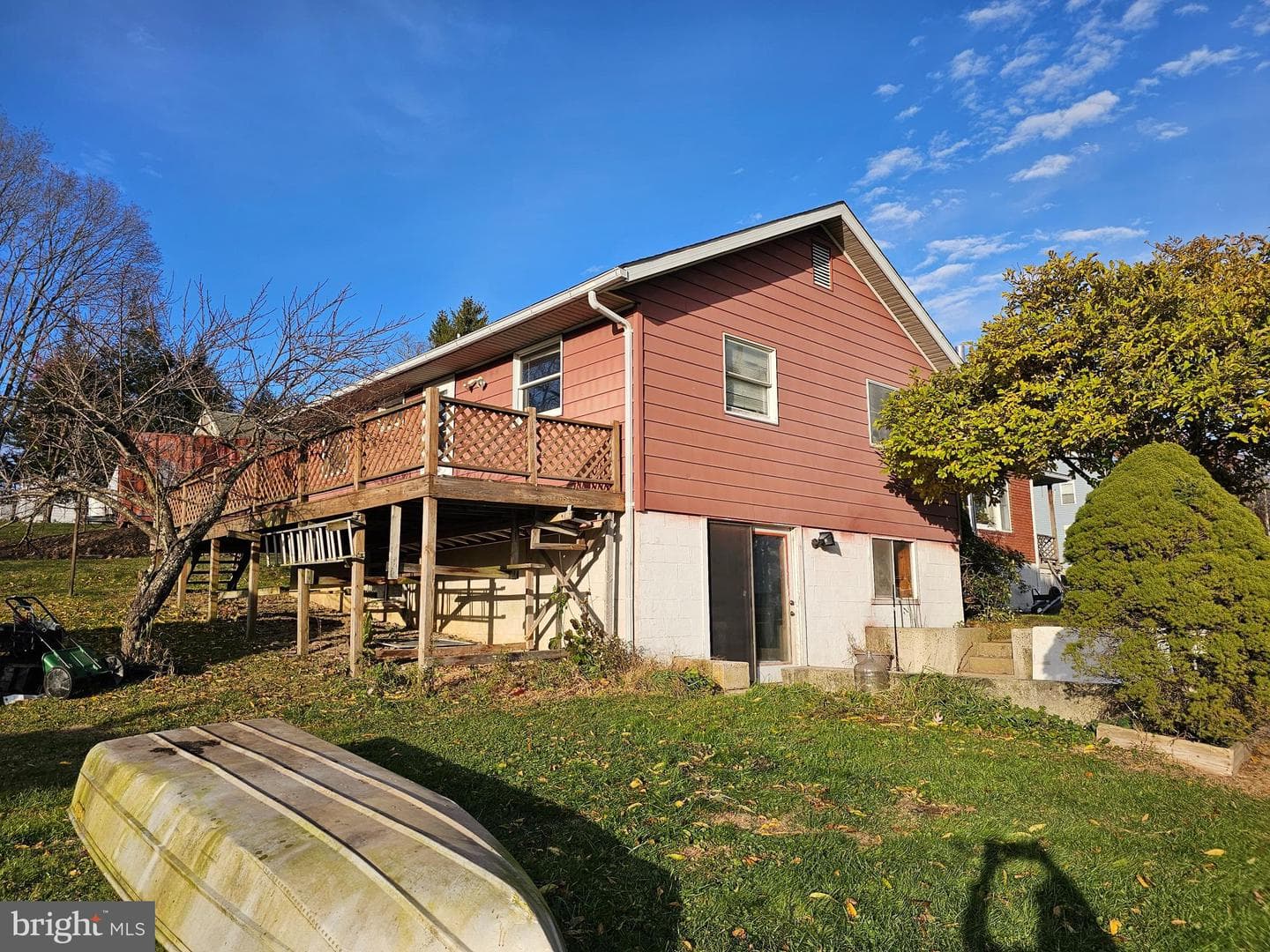 204 E St photo 29