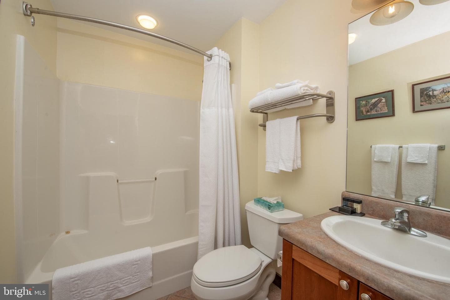 565 Glendale Road #204 photo 10