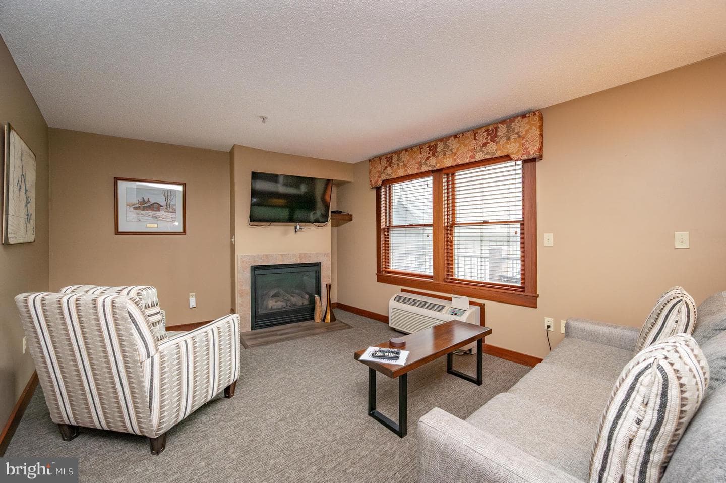 565 Glendale Road #204 photo 8