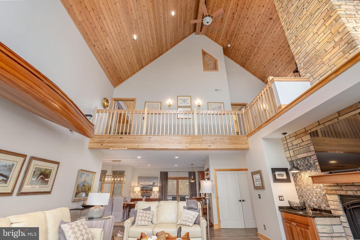444 Woodlands Hill Lane photo 12