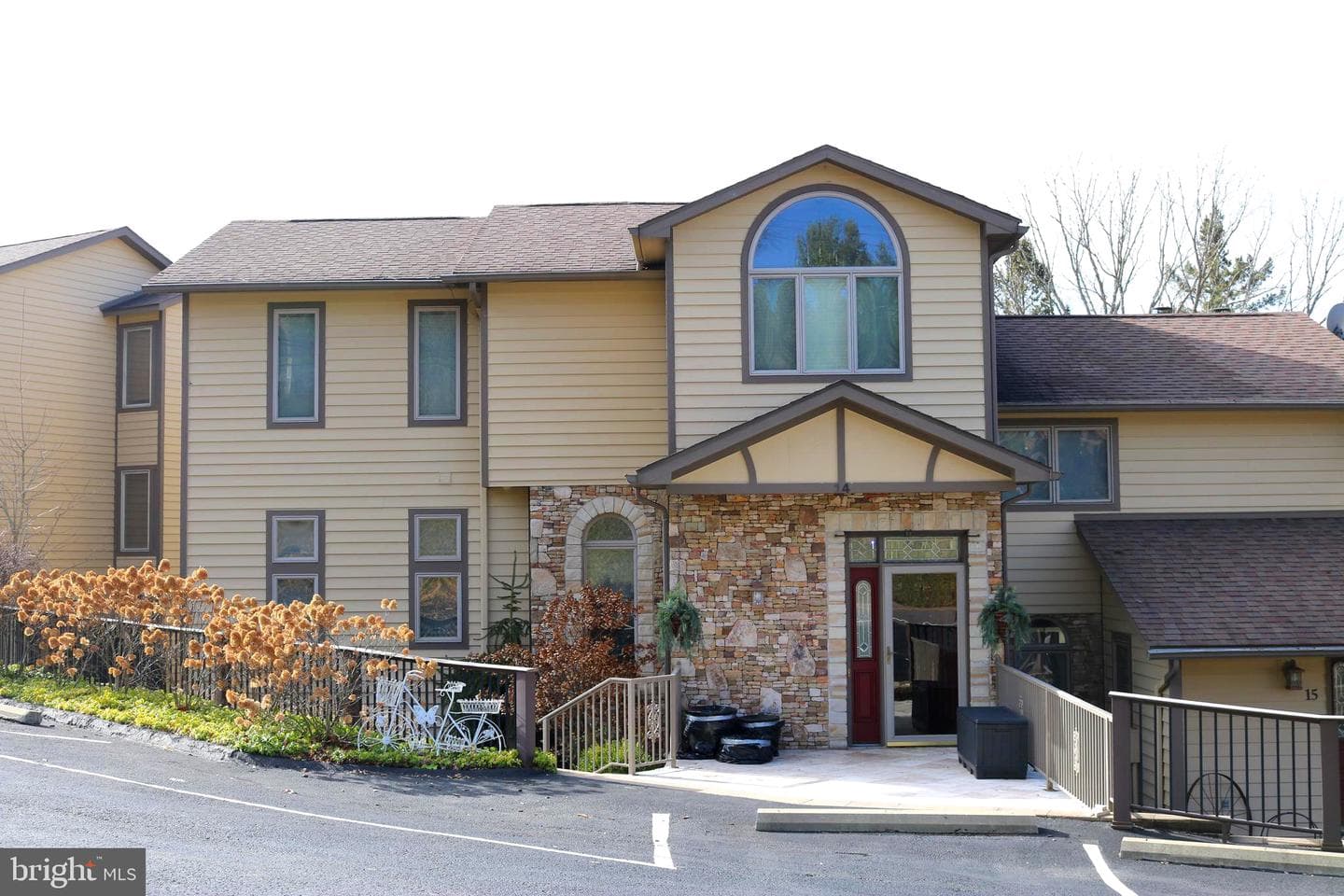1601 Deep Creek Drive #14a