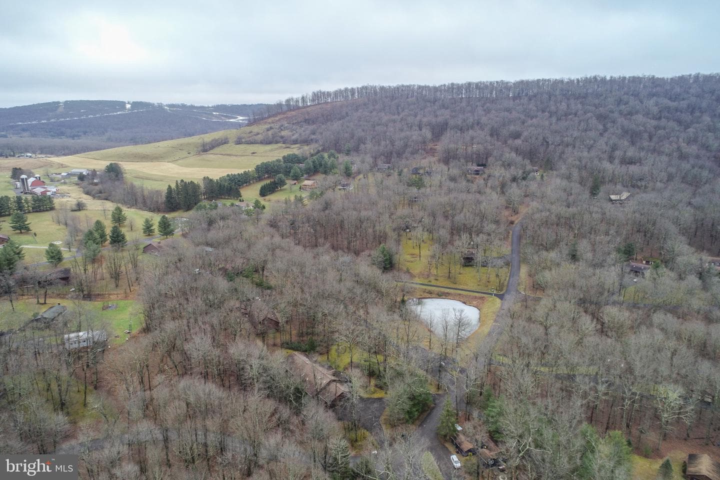 526 Gleanings Drive photo 69