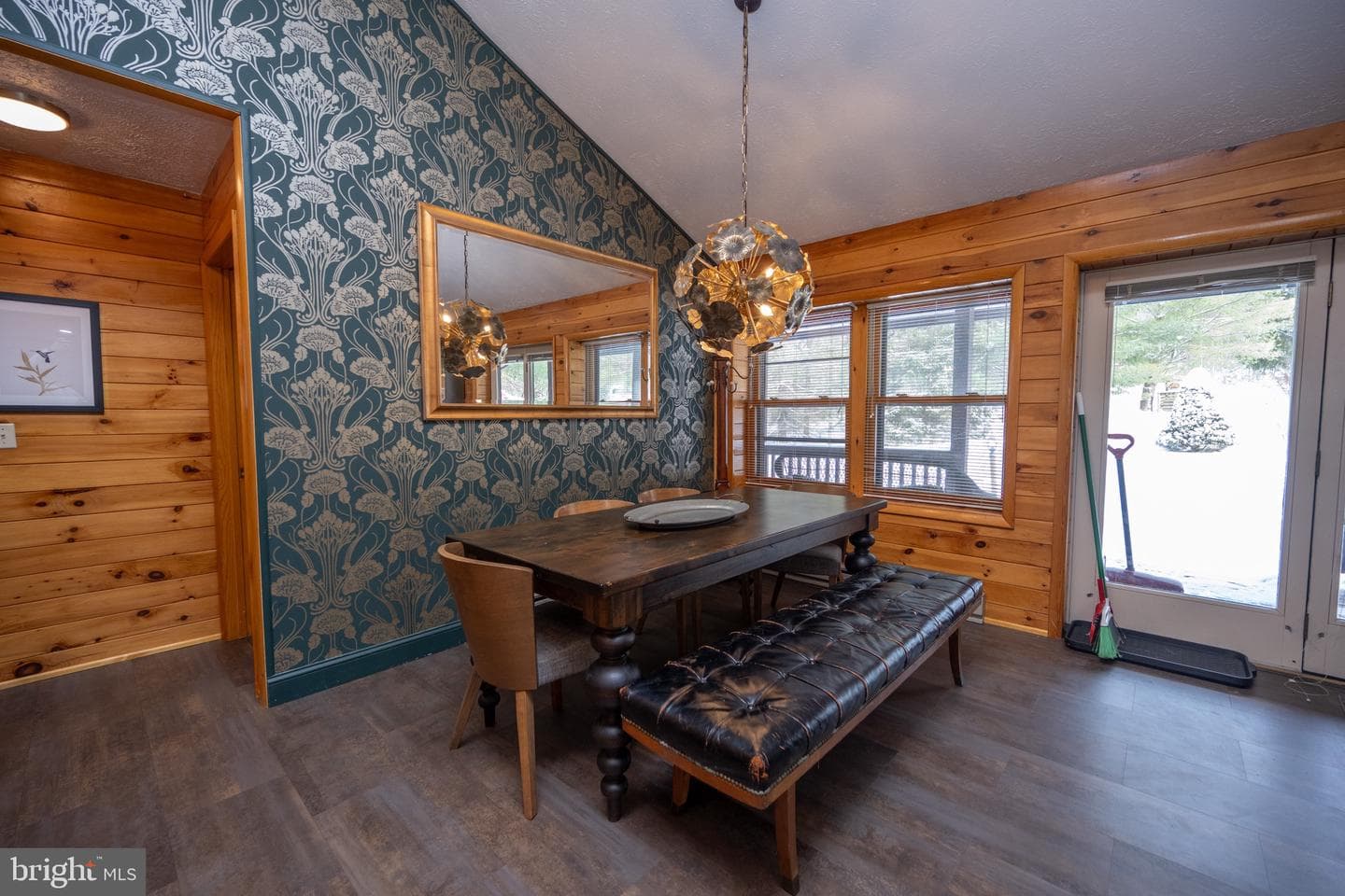 300 Normas Way photo 13